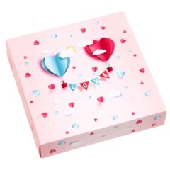 Коробка на 16 конфет с окошком "Любовь" 17,7х17,7х3,8 см