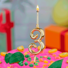 Свеча декоративная Цифра "3" Золотая 
