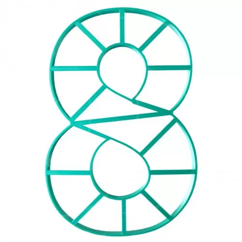 Вырубка пластиковая для торта "Цифра 8" 71574